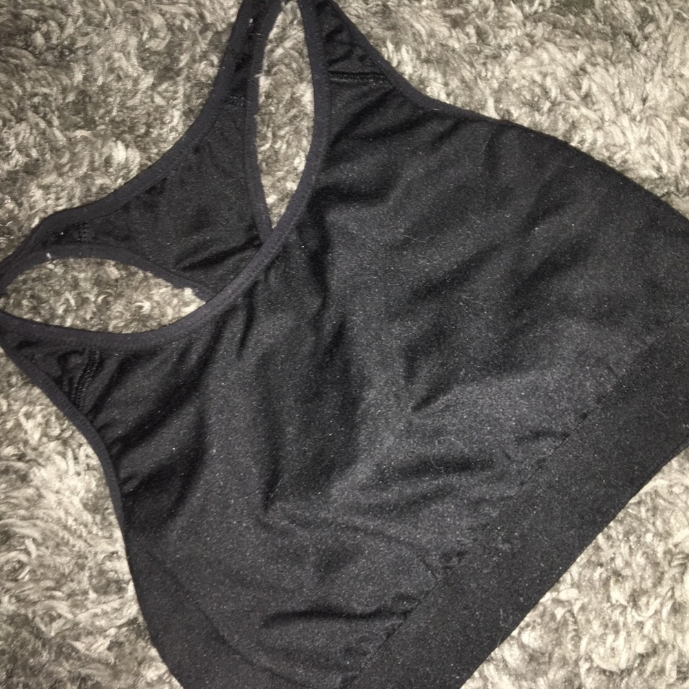 Black Old Navy Sports Bra
